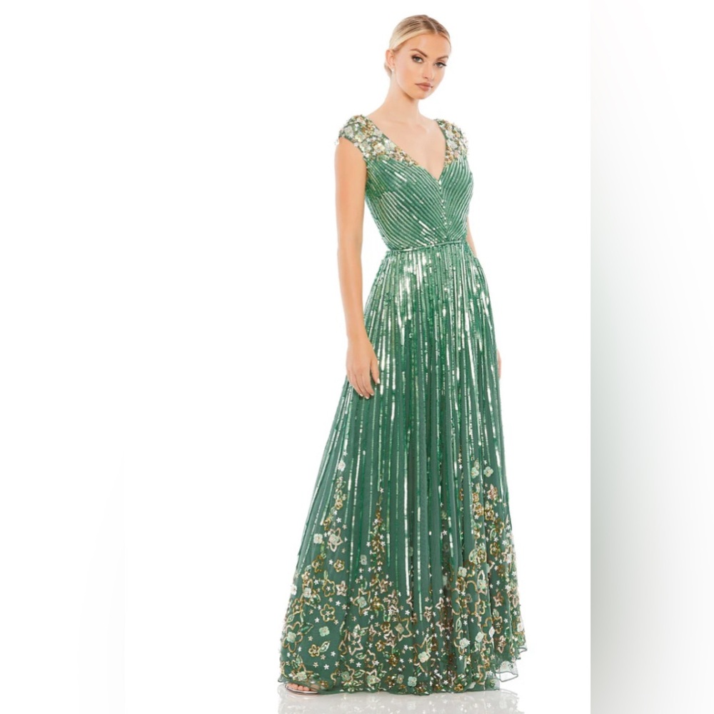 Mac Duggal Green Sequined Floral Cap Sleeve Maxi Dress
